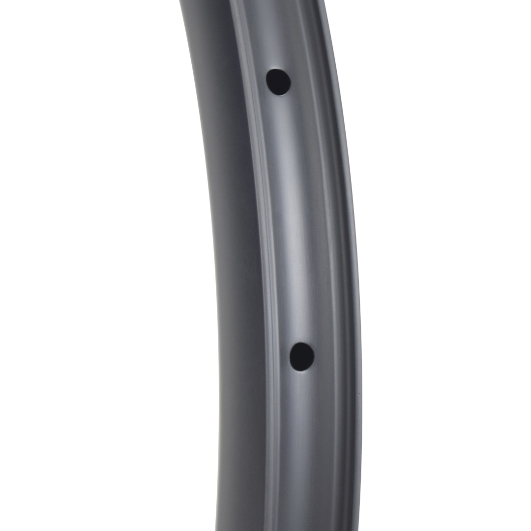 Durable carbon fiber road bike rim